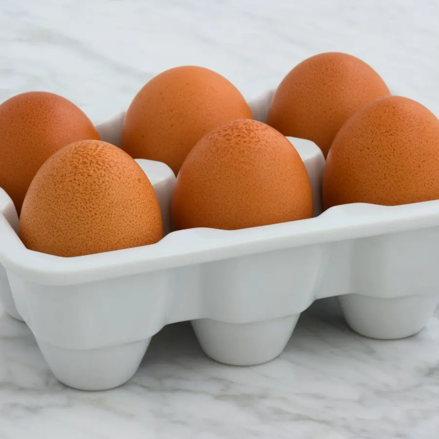 Free range eggs (12)
